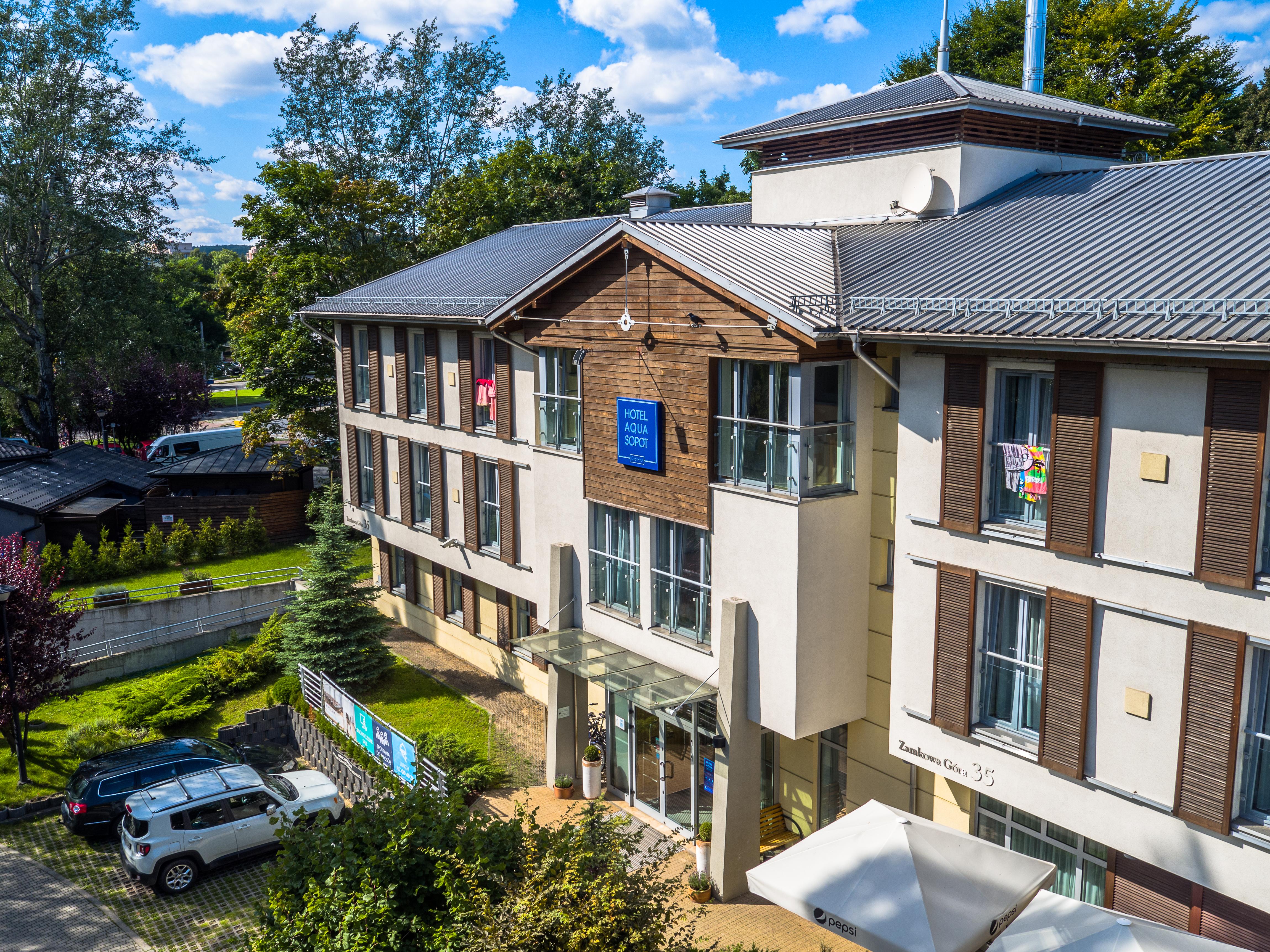 Aqua - Destigo Hotel