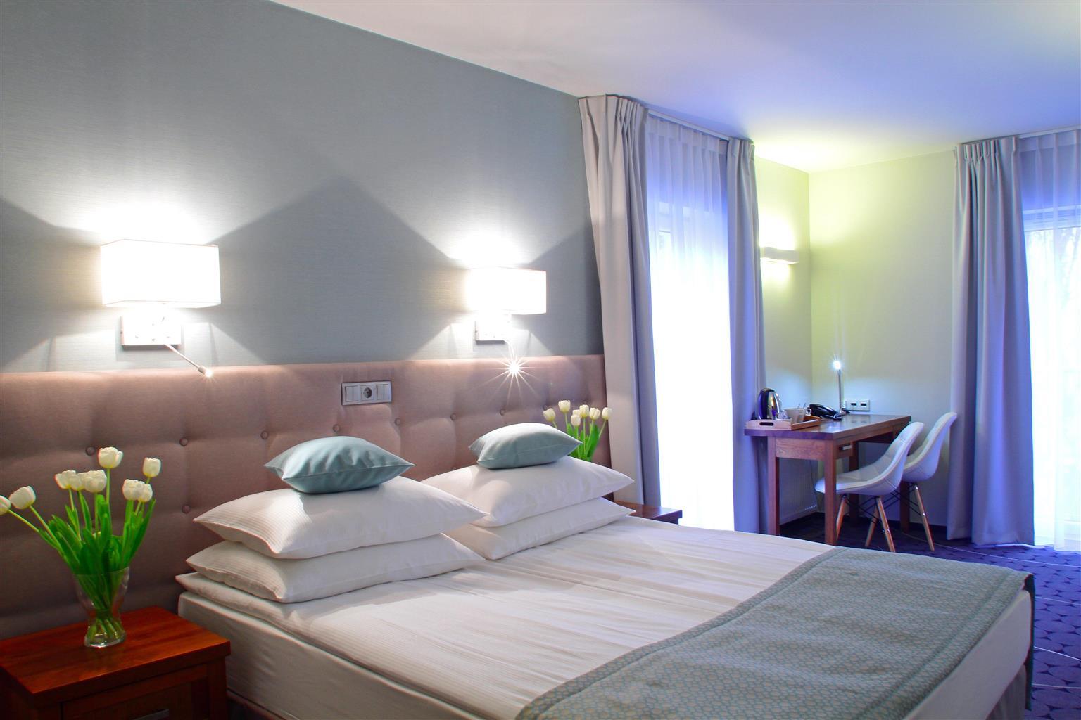 Aqua - Destigo Hotel 3*